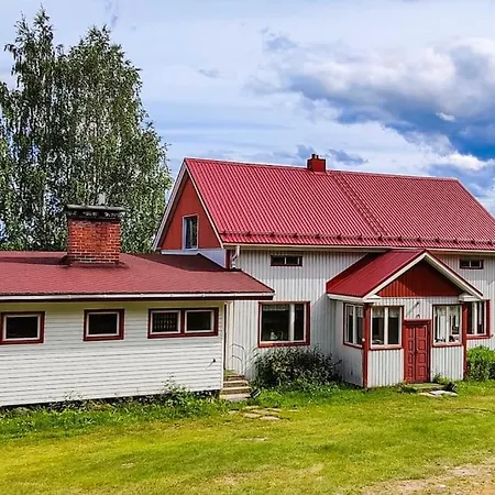 Σπίτι διακοπών Lappish Summerhouse By The River