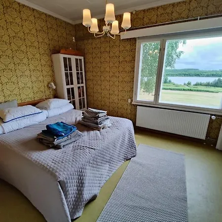 Lappish Summerhouse By The River *