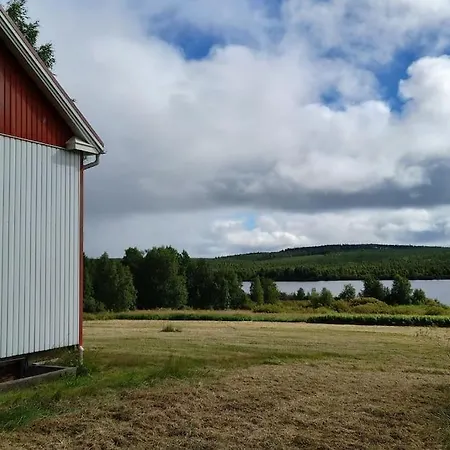 Σπίτι διακοπών Lappish Summerhouse By The River Kiemunkivaara