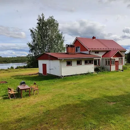 Lappish Summerhouse By The River Kiemunkivaara
