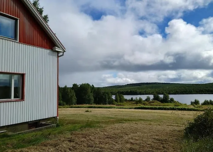 Loma-asunnot Lappish Summerhouse By The River Kiemunkivaara