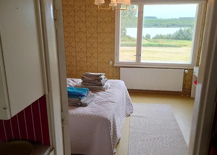 Lappish Summerhouse By The River * Kiemunkivaara